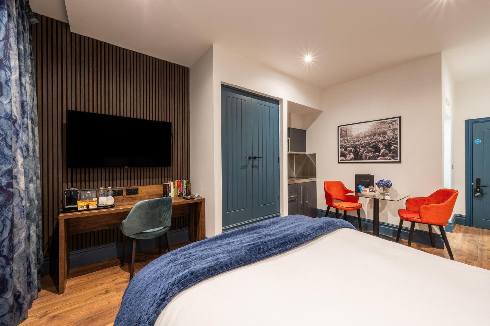 The Old Lyric Hall - A St David Aparthotel Barrow-in-Furness Esterno foto